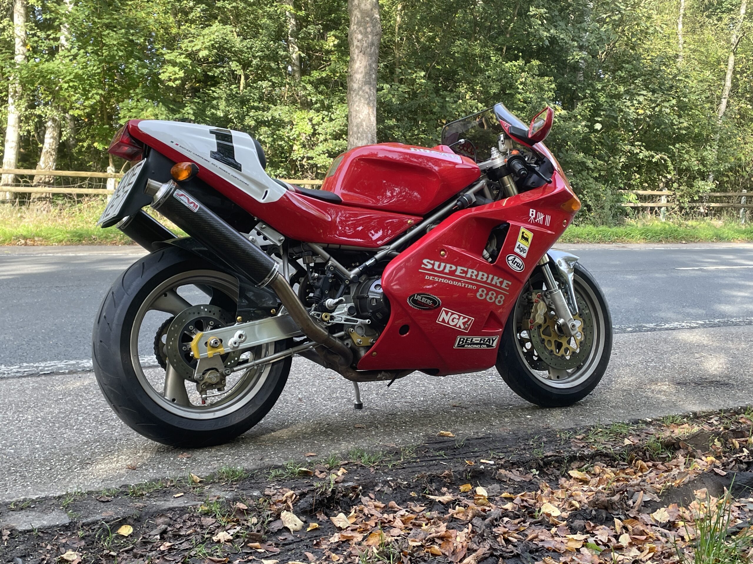 Ducati 888